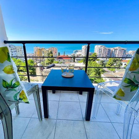 Nostalgic Sea View Apartments Durrës Buitenkant foto