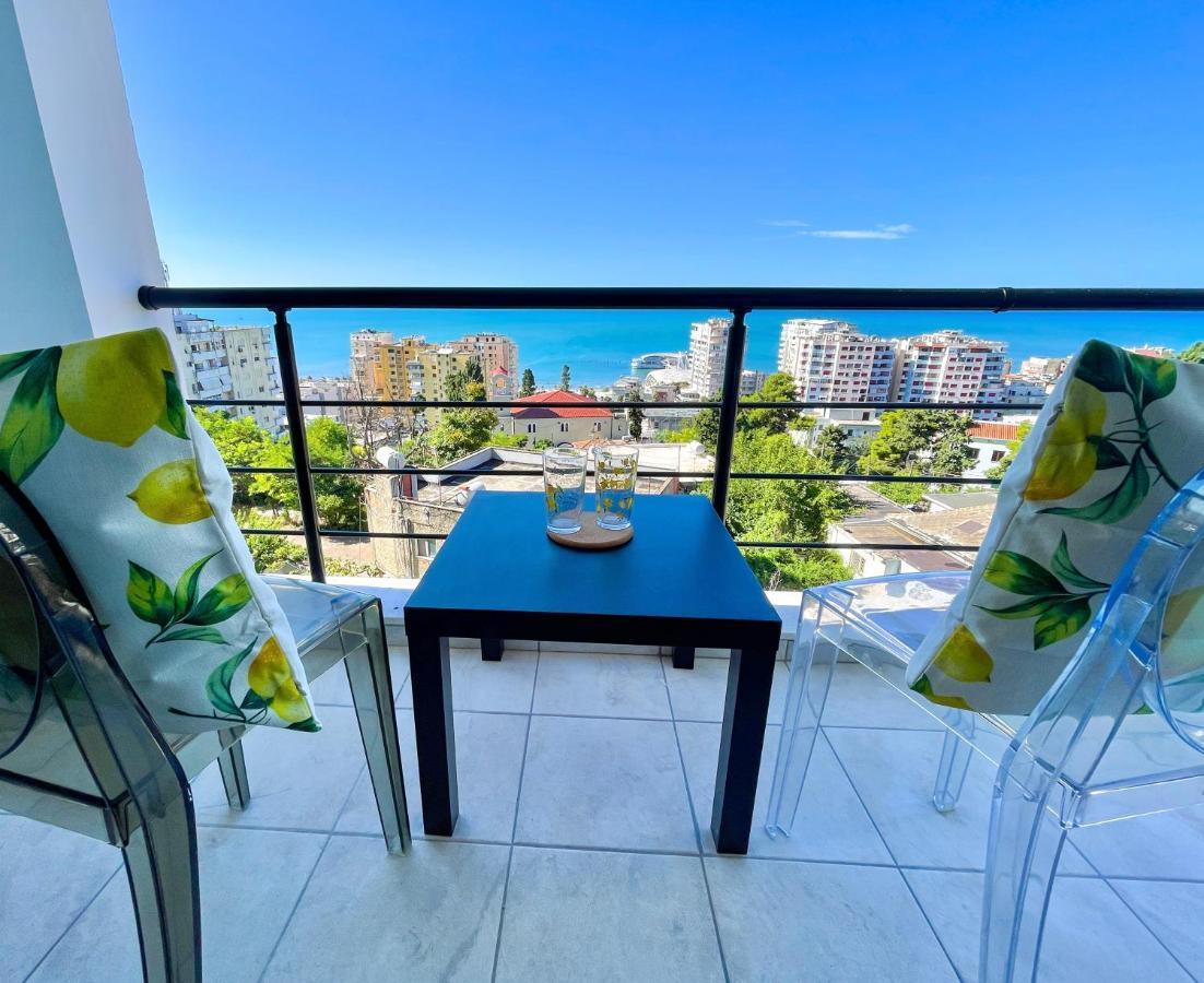 Nostalgic Sea View Apartments Durrës Buitenkant foto
