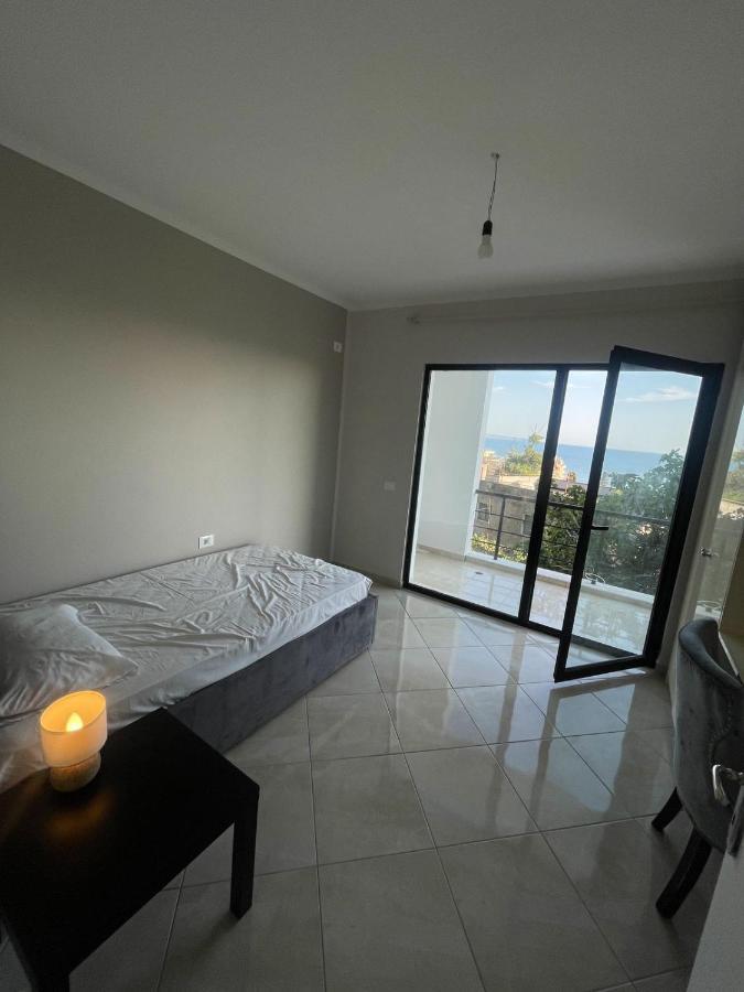 Nostalgic Sea View Apartments Durrës Buitenkant foto