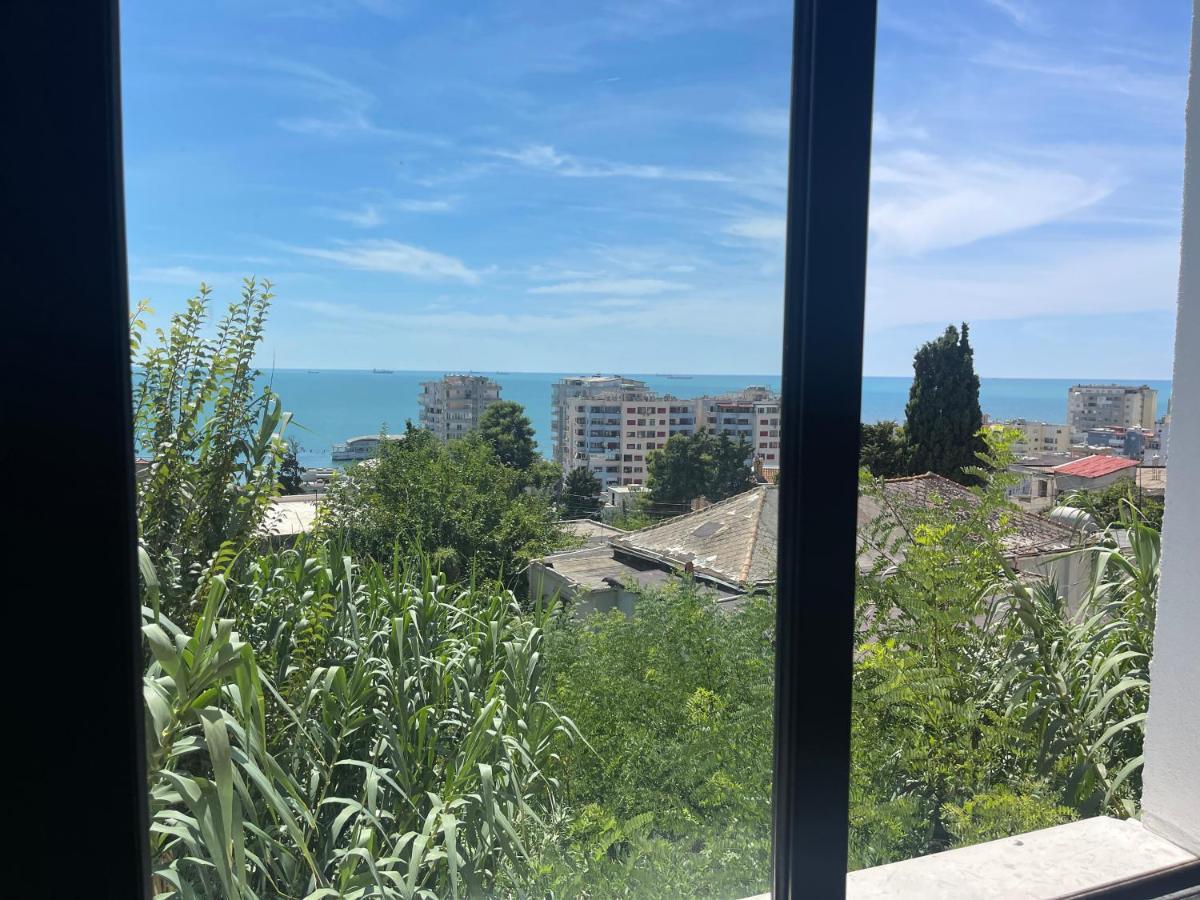 Nostalgic Sea View Apartments Durrës Buitenkant foto