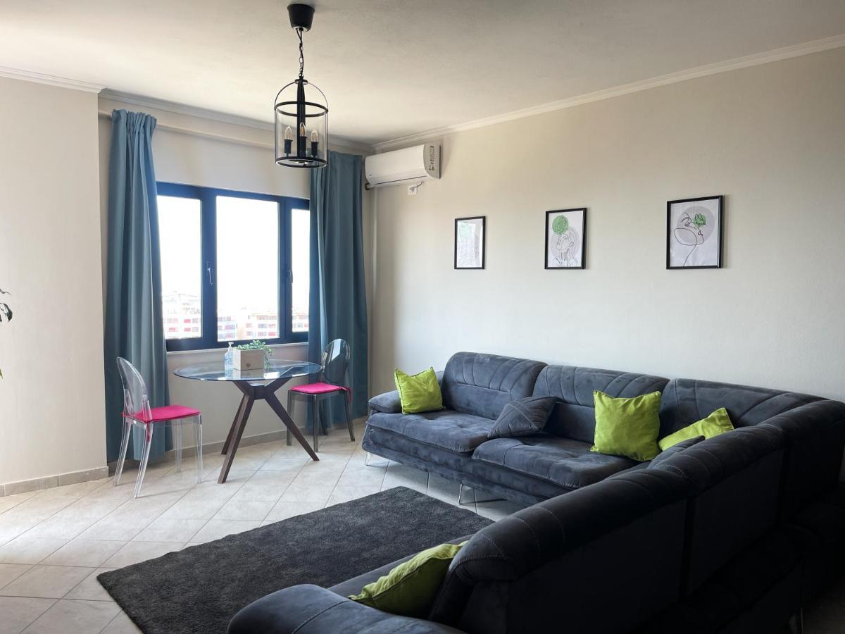 Nostalgic Sea View Apartments Durrës Buitenkant foto